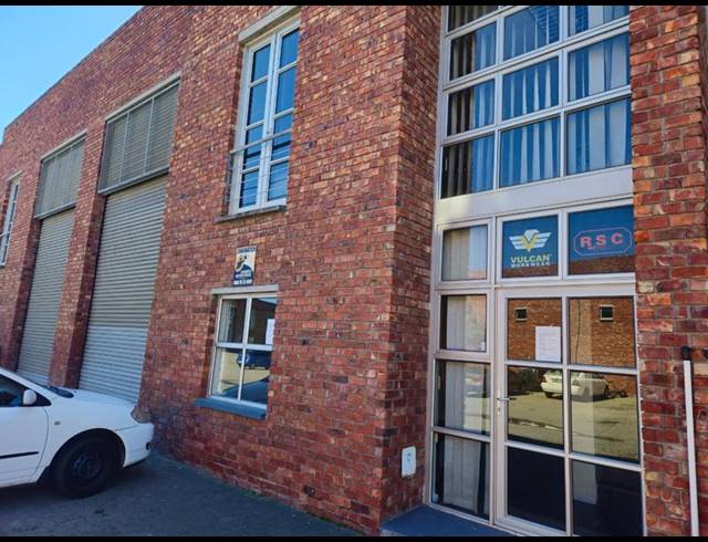 INDUSTRIAL PROPERTY TO RENT IN STIKLAND INDUSTRIAL